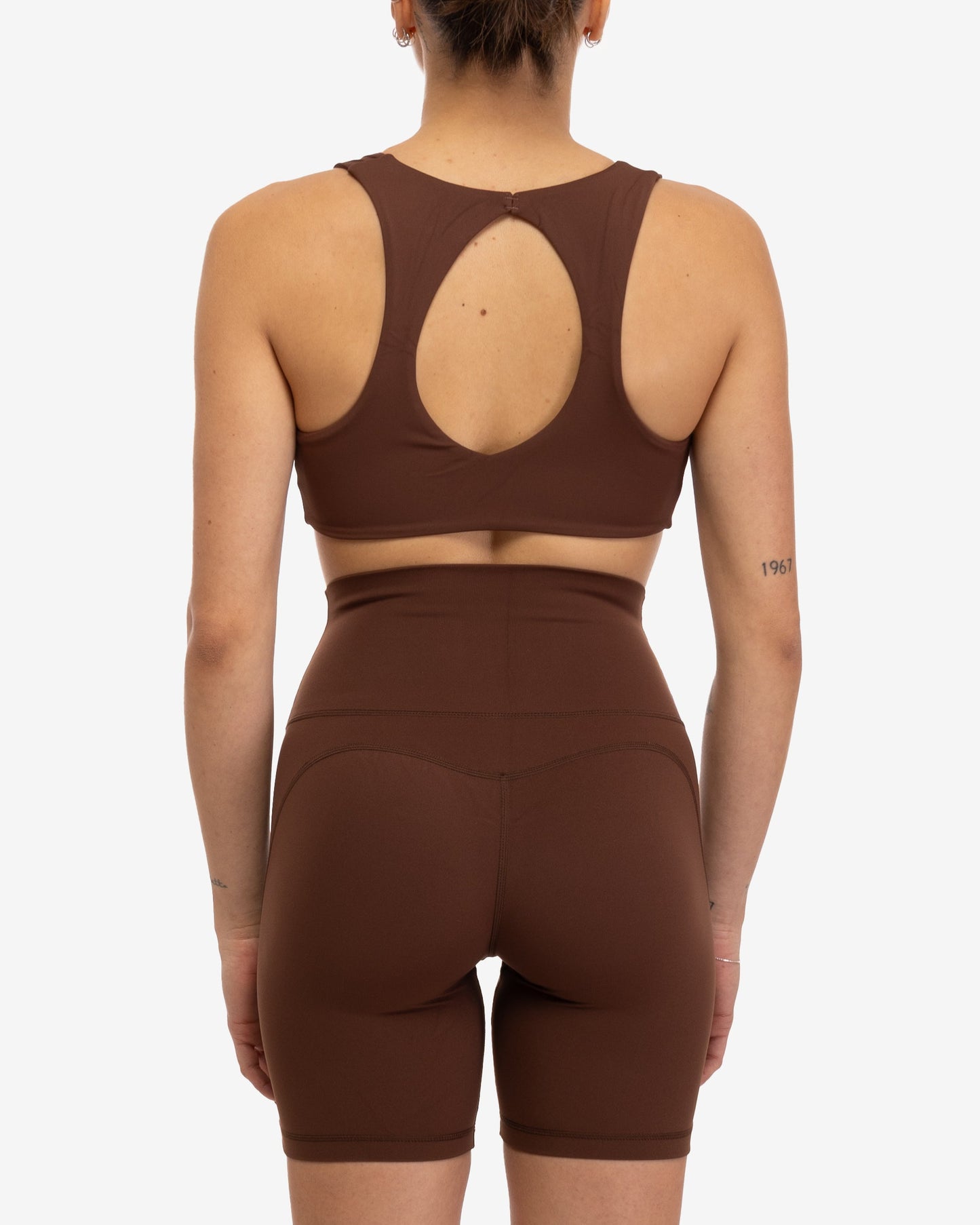 SHORTS MID ESSENZIALI