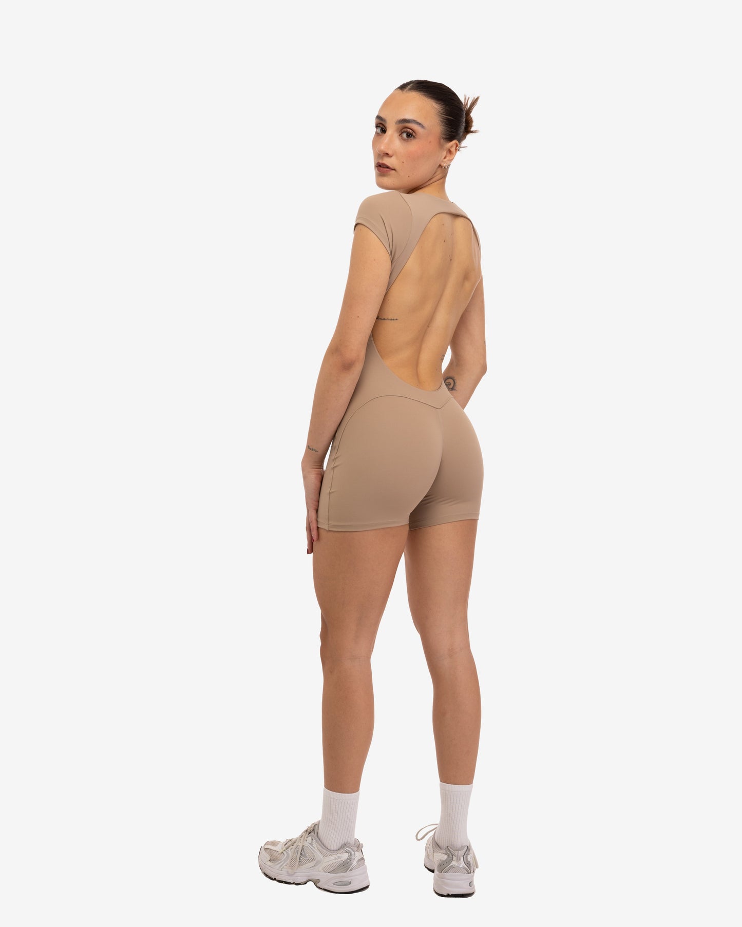 TUTINA NUDA FORMA